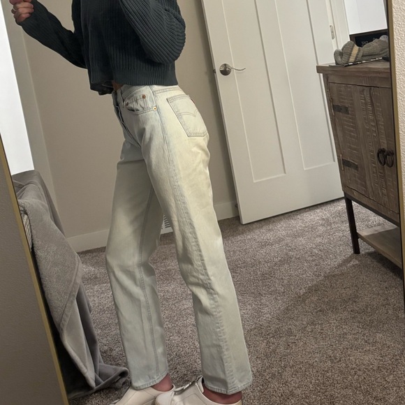 TO DIE FOR-Vintage 501 Button-Fly Levi’s-tagged 27”, fits modern 25”-80s! - Picture 4 of 16